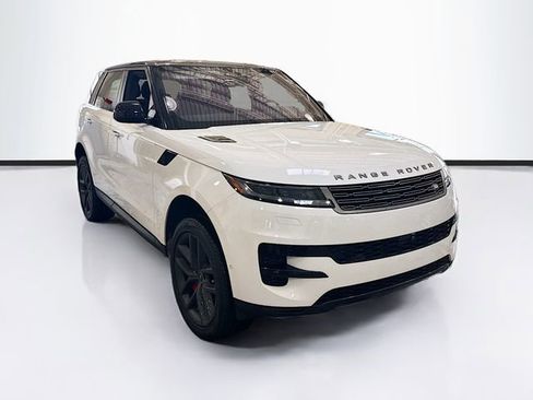 Used 2023 Land Rover Range Rover Sport SE image 3