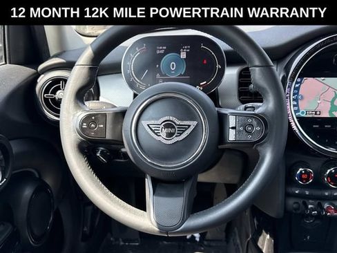 Used 2022 MINI Cooper 4-Door Hardtop FWD image 19