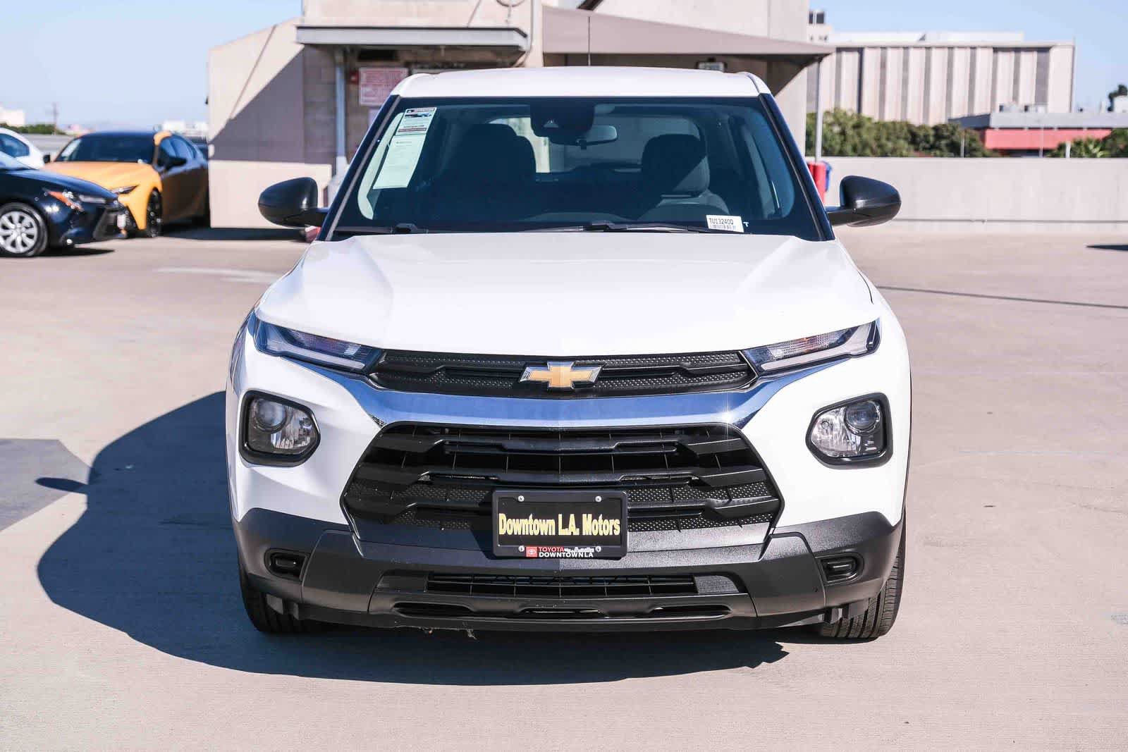 Used 2023 Chevrolet TrailBlazer LS FWD image 2