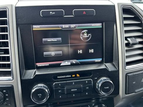 Used 2015 Ford F150 Lariat image 26