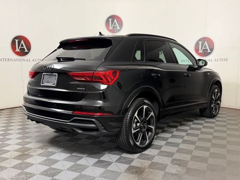 Certified 2025 Audi Q3 2.0T Premium Plus w/ Premium Plus Package AWD/4WD image 8