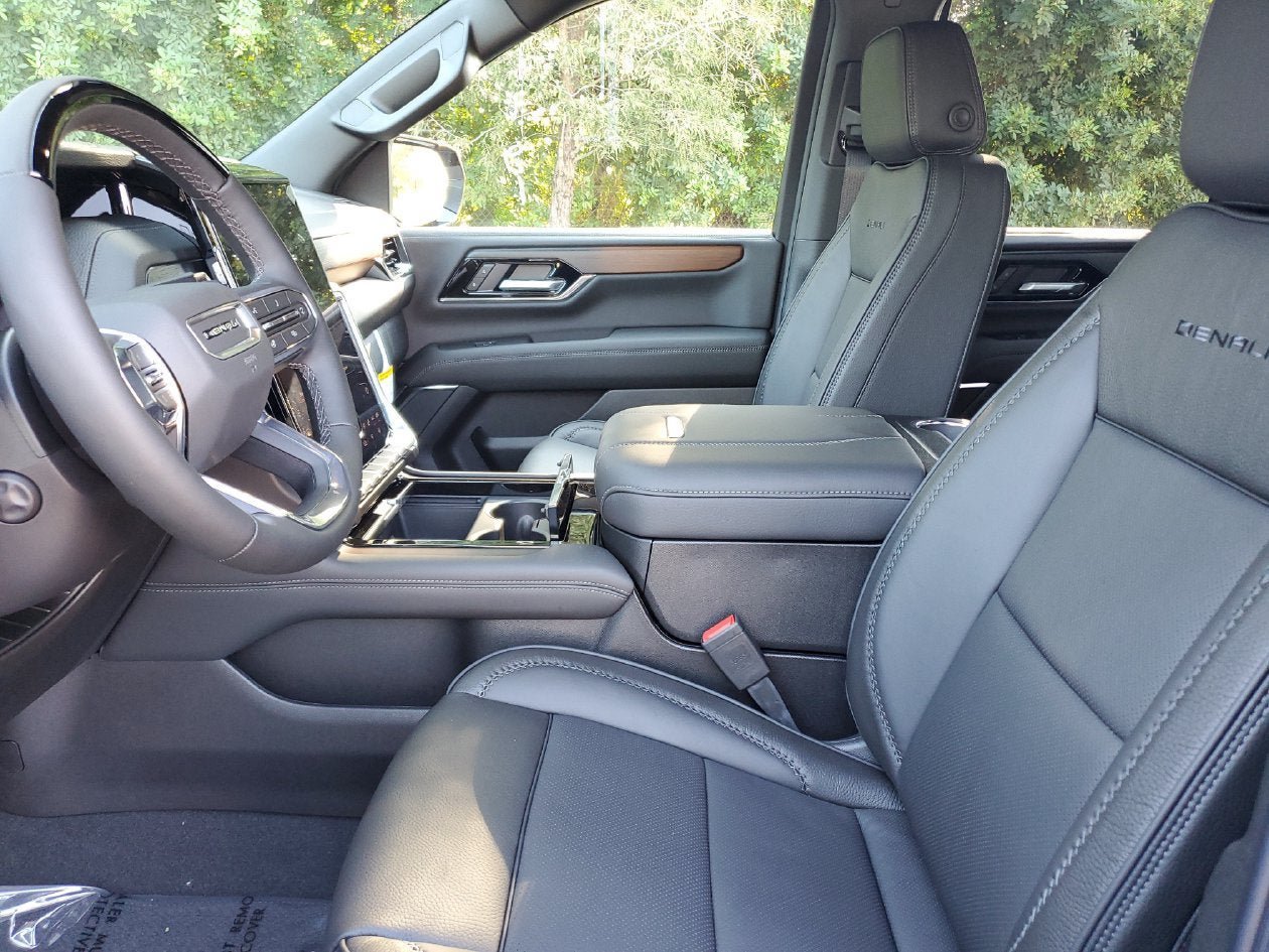 New 2027 GMC Yukon Denali w/ Sun & Power Step Package RWD image 19