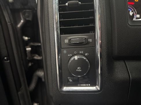 Used 2016 RAM 3500 Laramie image 25