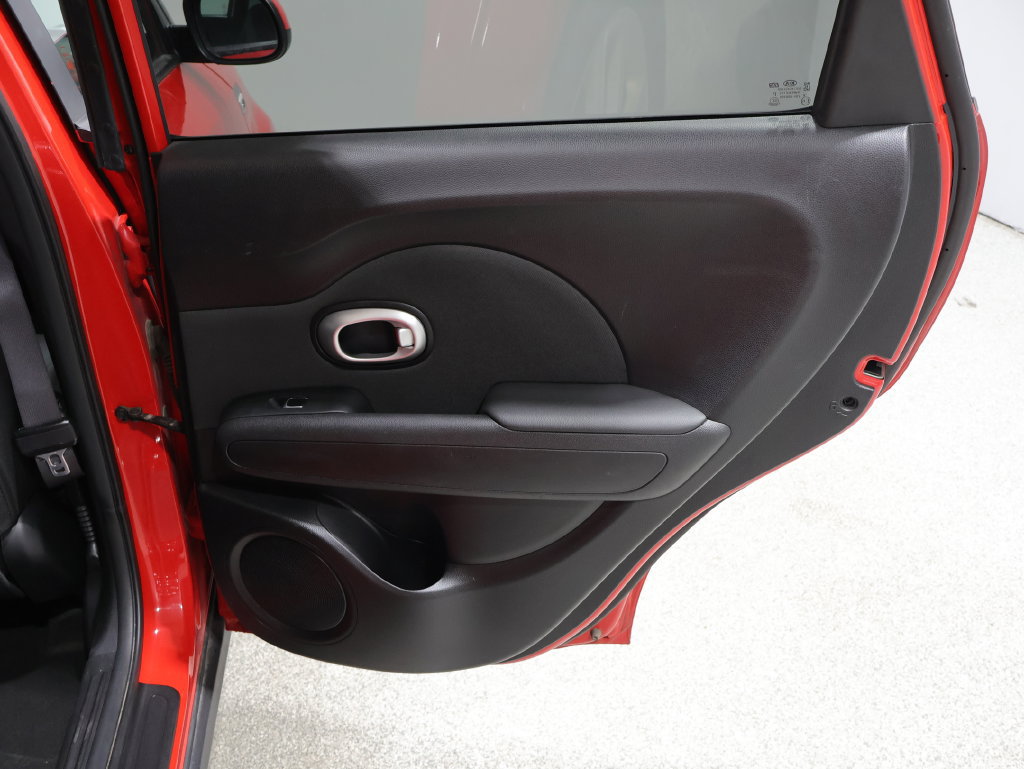 Used 2019 Kia Soul + FWD image 21