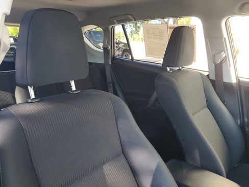 Used 2017 Toyota RAV4 LE image 23