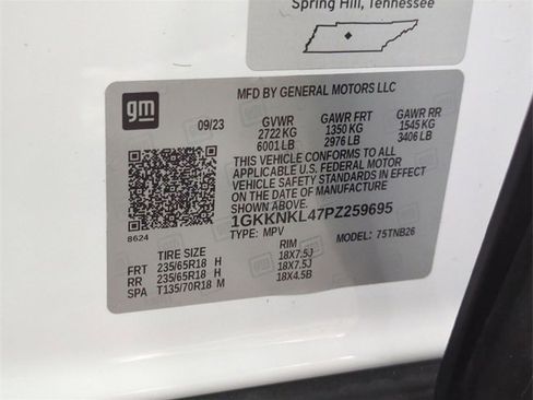 Certified 2023 GMC Acadia SLE image 32