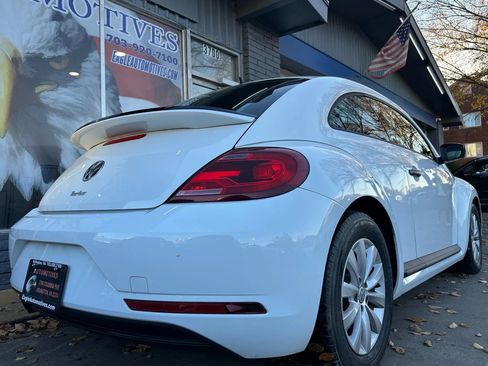 Used 2018 Volkswagen Beetle 2.0T Coast FWD image 3