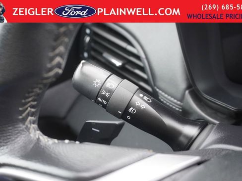 Used 2024 Subaru Outback Premium image 26