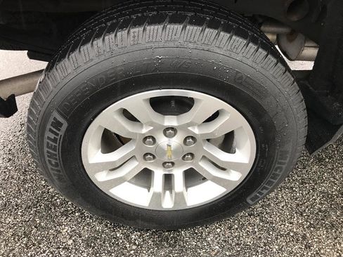 Used 2018 Chevrolet Silverado 1500 LT w/ All Star Edition AWD/4WD image 25