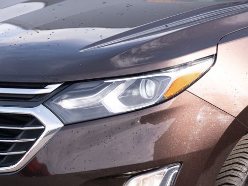 Used 2020 Chevrolet Equinox Premier AWD/4WD image 20
