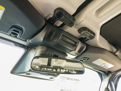 New 2026 Jeep Gladiator Sport image 30