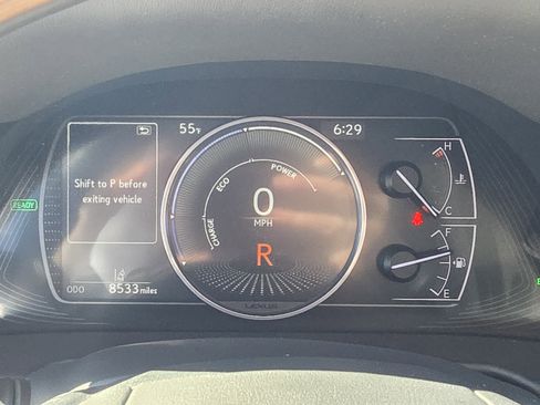 Used 2024 Lexus ES 300h w/ Luxury Package image 19