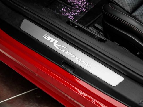 Used 2024 Porsche 911 Carrera w/ Premium Package image 36