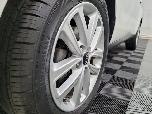 Used 2019 Kia Soul + FWD image 31