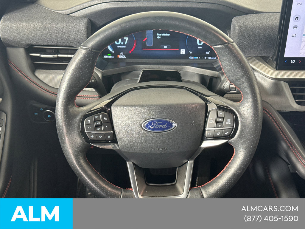 Used 2025 Ford Explorer ST-Line w/ ST-Line Street Pack AWD/4WD image 27