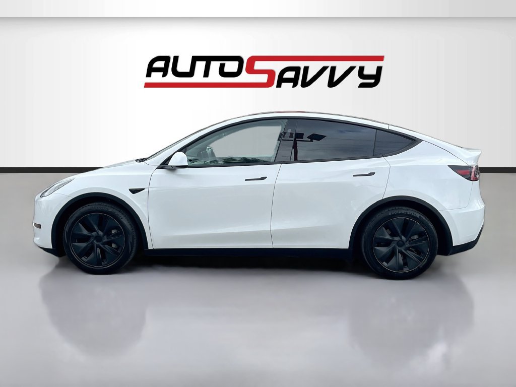Used 2024 Tesla Model Y Long Range RWD image 4