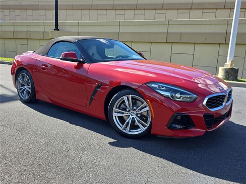 Certified 2023 BMW Z4 sDrive30i w/ Premium Package image 24