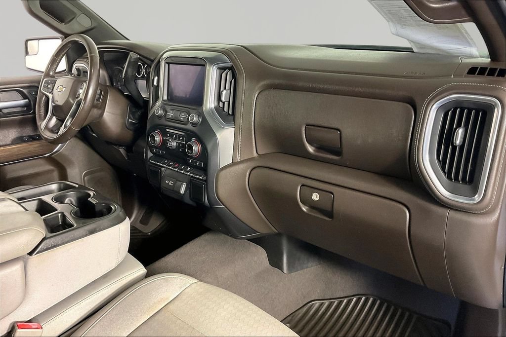 Certified 2019 Chevrolet Silverado 1500 LT w/ Convenience Package AWD/4WD image 22