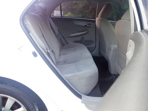Used 2010 Toyota Corolla LE FWD image 28