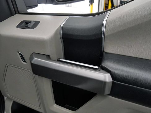 Used 2019 Ford F350 XLT w/ XLT Value Package AWD/4WD image 18