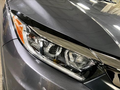 Used 2022 Honda HR-V LX image 28