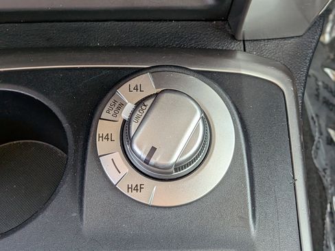 Used 2023 Toyota 4Runner Limited image 33