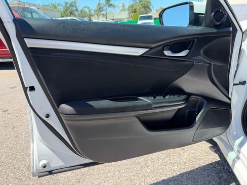 Used 2019 Honda Civic EX image 15