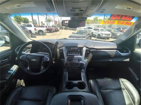 Used 2018 Chevrolet Tahoe LT AWD/4WD image 6