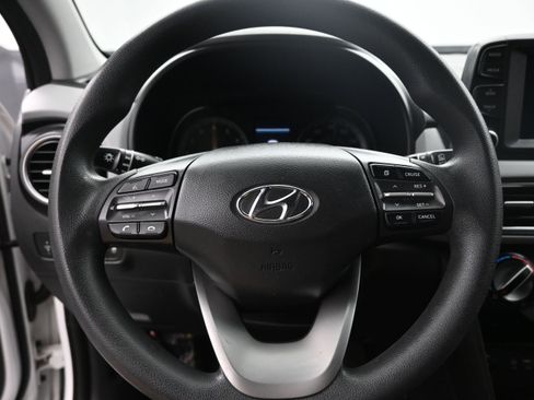 Used 2021 Hyundai Kona SE FWD image 13
