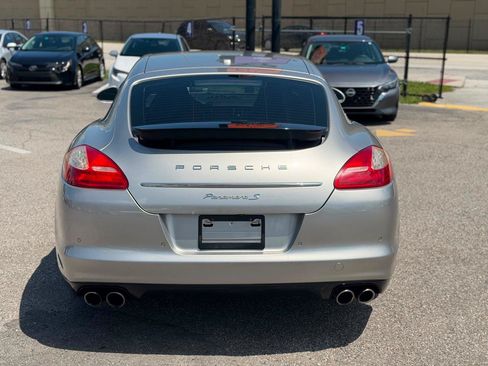 Used 2013 Porsche Panamera S RWD image 5