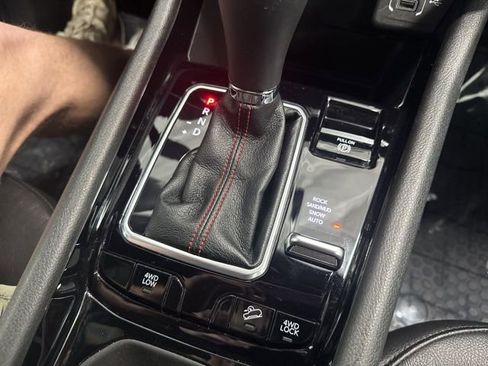 Used 2025 Jeep Compass Trailhawk image 42