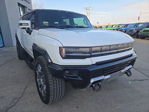 Used 2025 GMC Hummer EV 3X image 15