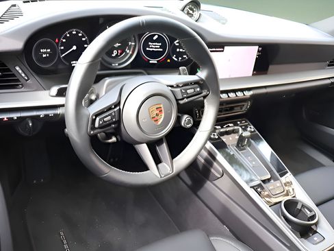 Used 2024 Porsche 911 Carrera S RWD image 16