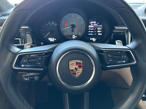 Certified 2023 Porsche Macan S image 29
