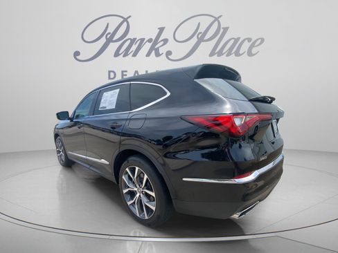 Used 2024 Acura MDX SH-AWD w/ Technology Package image 3