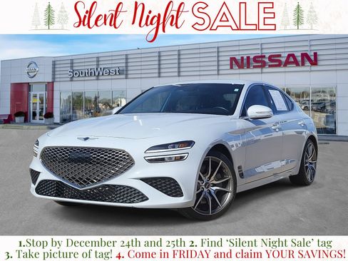 Used 2022 Genesis G70 3.3T image 1