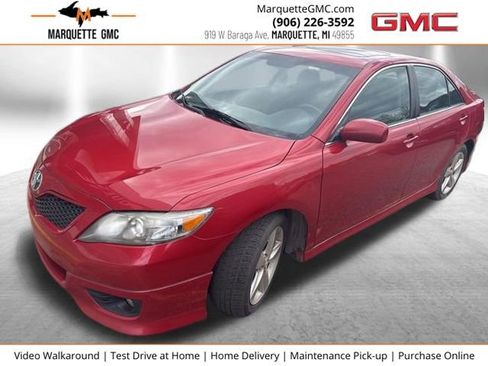 Used 2011 Toyota Camry SE w/ SE Extra-Value Pkg #1 FWD image 1