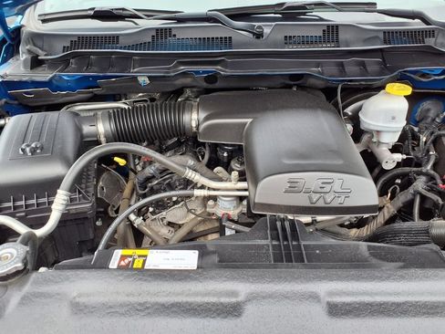 Used 2024 RAM 1500 Classic SLT AWD/4WD image 3