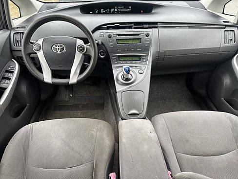 Used 2010 Toyota Prius Two image 10