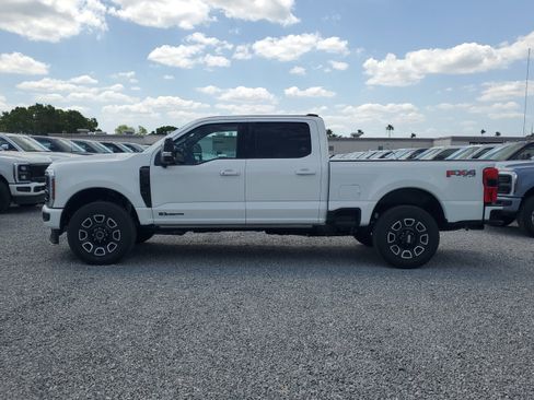 New 2025 Ford F250 Platinum w/ FX4 Off-Road Package image 7