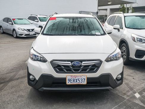 Used 2023 Subaru Crosstrek 2.0i Premium image 2