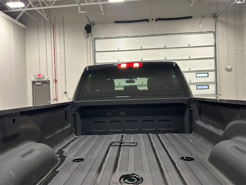 Used 2024 RAM 3500 Tradesman w/ Chrome Appearance Group image 30
