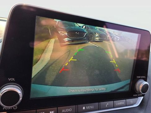 Used 2022 Nissan Sentra SV FWD image 24