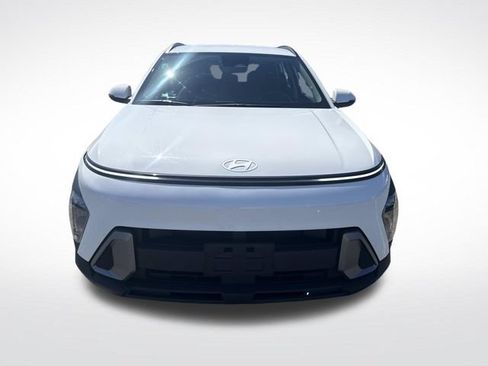Used 2024 Hyundai Kona SEL AWD/4WD image 9