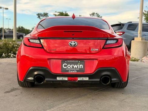 Used 2024 Toyota GR86 Premium w/ Performance Package RWD image 7