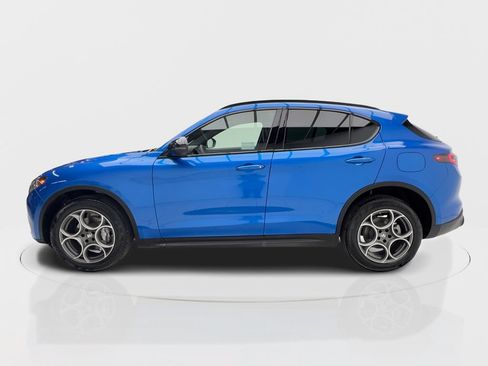 New 2025 Alfa Romeo Stelvio Sprint w/ Convenience Package AWD/4WD image 7