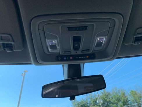 Used 2021 Chevrolet Silverado 1500 LT Trail Boss w/ Convenience Package II image 21