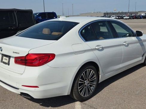 Used 2019 BMW 540i xDrive w/ Convenience Package AWD/4WD image 4
