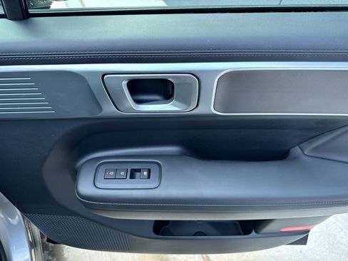 Used 2025 Hyundai Santa Fe SEL image 18