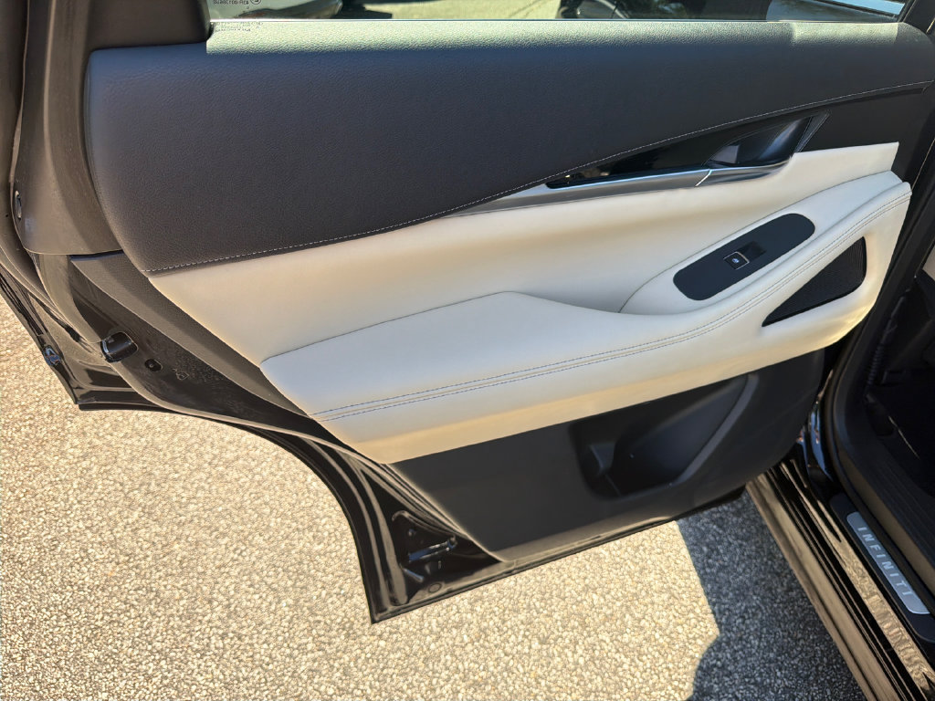Used 2023 INFINITI QX60 Pure FWD image 21